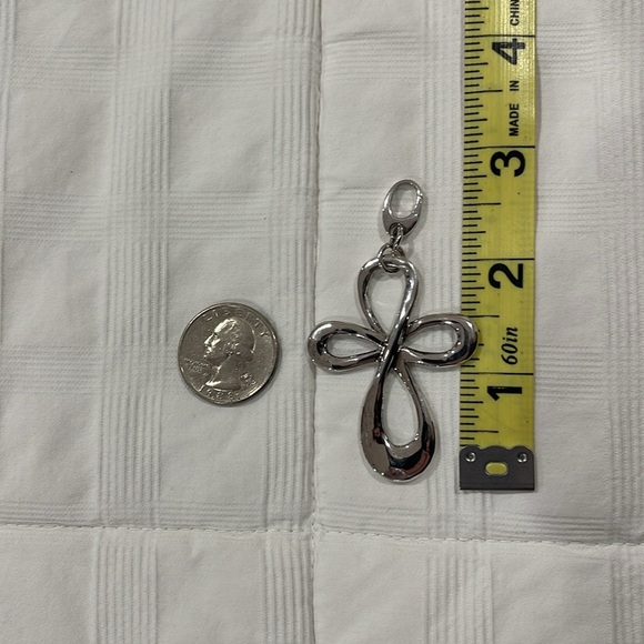 Gorgeous RLM Studio Sterling Silver Toggle Chain with Detachable Cross Pendant - Picture 11 of 11